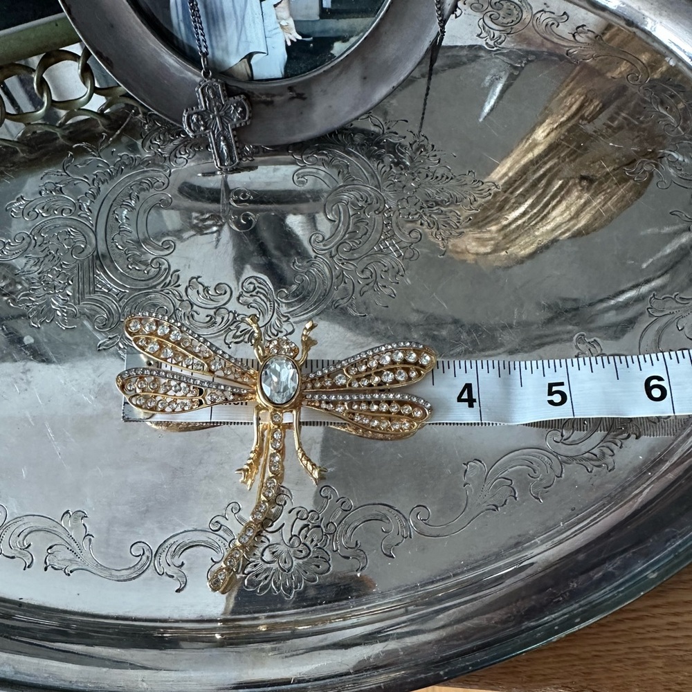 Large Gold Tone Dragonfly Brooch with Clear Crystals - Picture 5 of 7